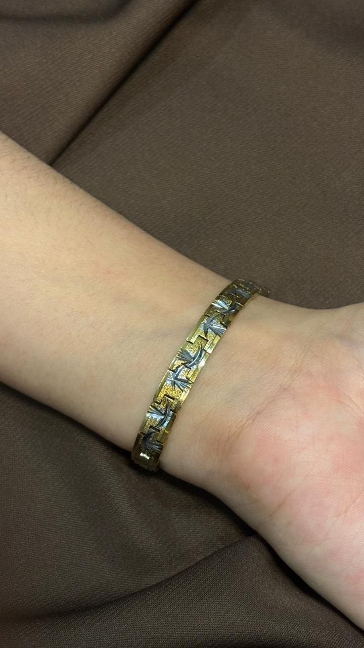 Elegant Two-Tone Baguette Bracelet – Gold & Silver Finish
