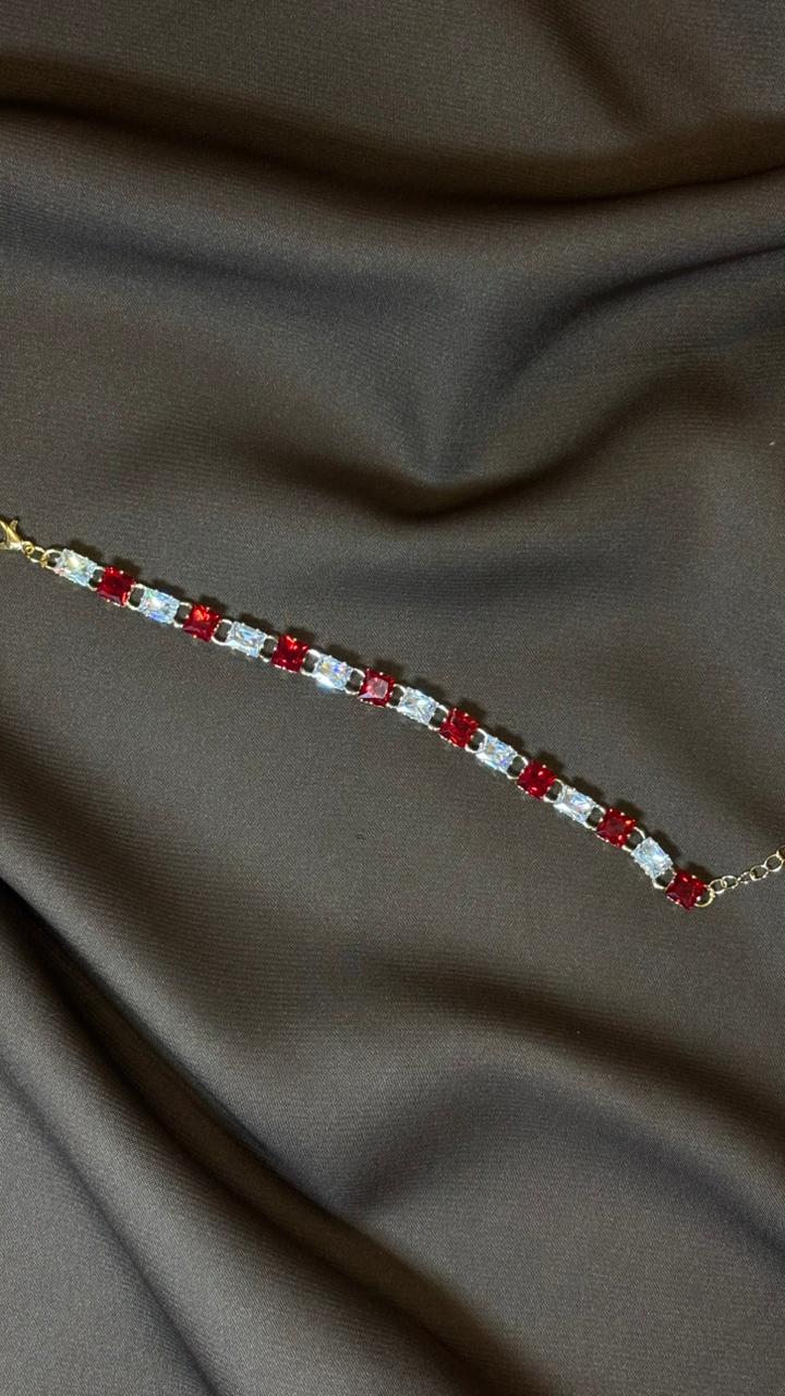 Classic Red & White Crystal Link Bracelet – Adjustable Chain