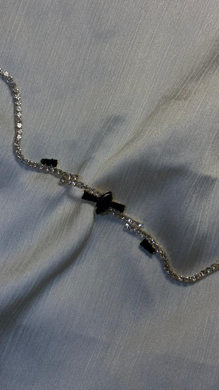 Designer Black & White Stone Bracelet – Trendy & Chic