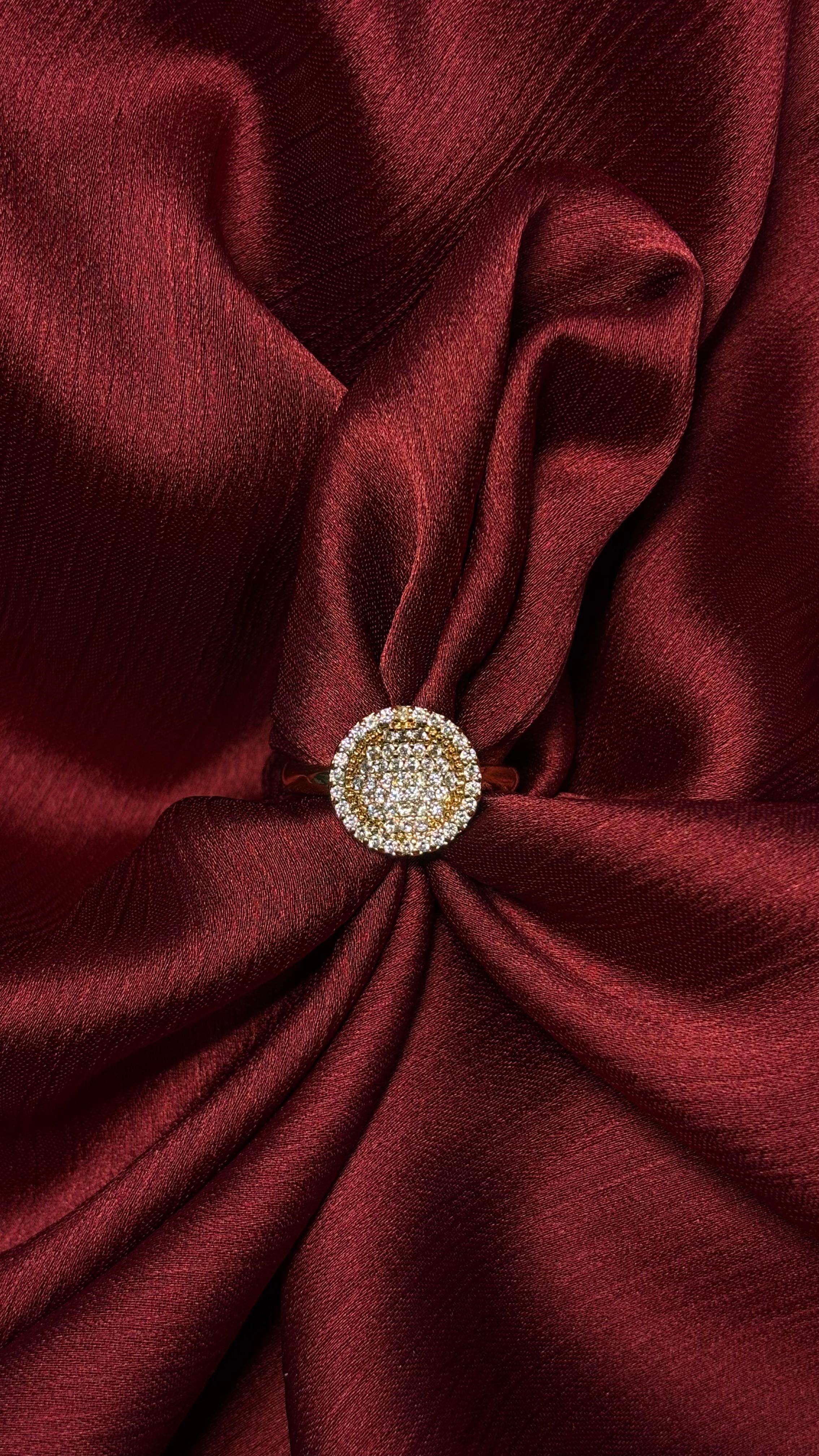 Golden Halo Cluster Ring