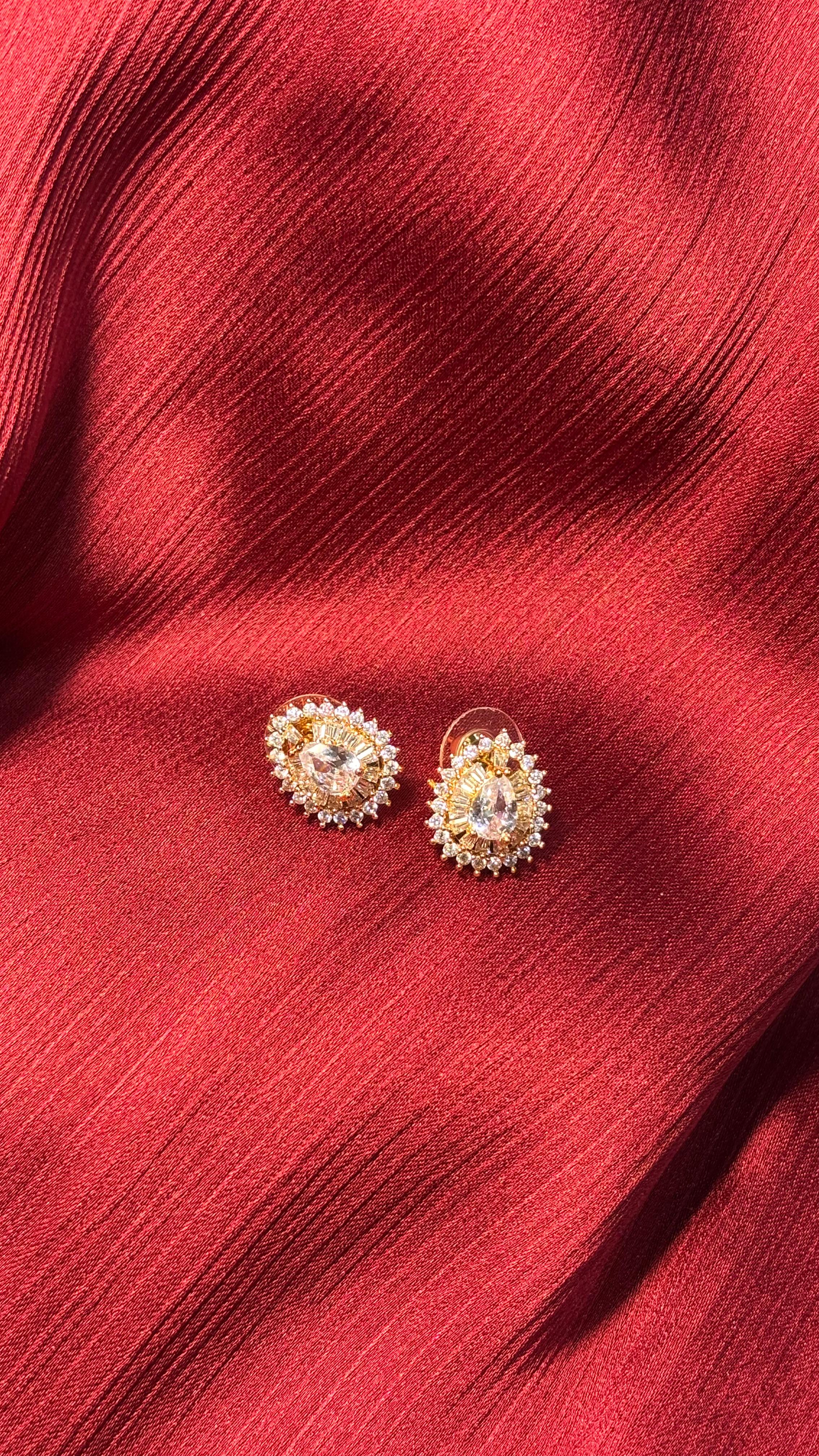 Luxury Crystal Stud Earrings – Teardrop Design
